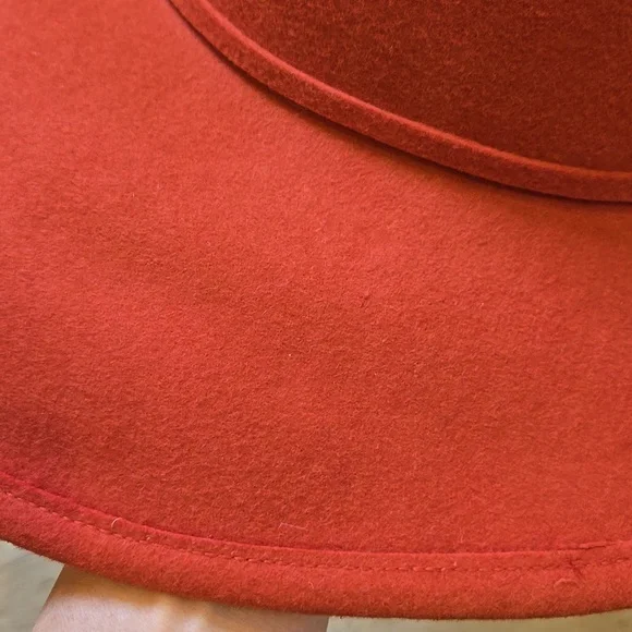 Giovannio Florence New York Burnt Orange Derby Hat - Picture 5 of 8